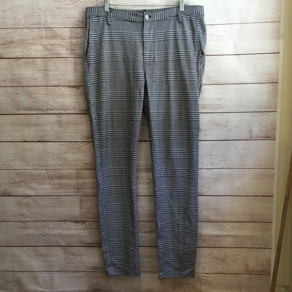 ELWOOD PANTS IN BLACK AND WHITE HOUNDSTOOTH PRINT